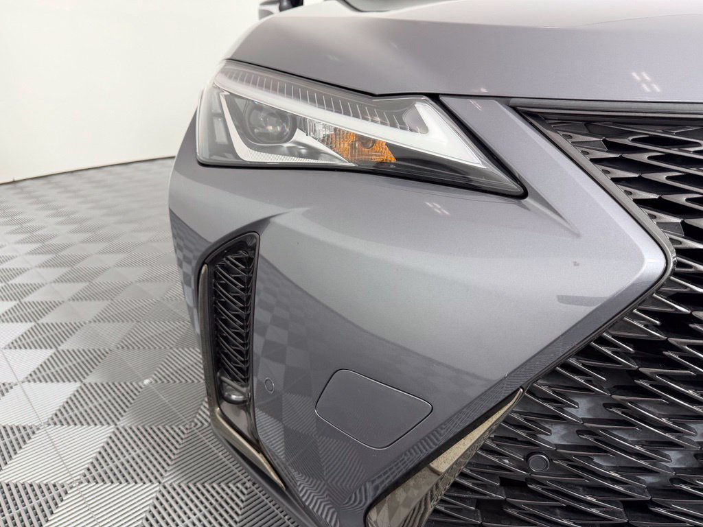 Used 2021 Lexus UX 250h F Sport AWD/4WD image 9