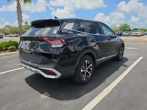 Used 2025 Kia Sportage EX FWD image 15