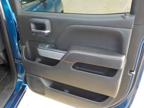 Used 2017 Chevrolet Silverado 1500 LT w/ All Star Edition image 10