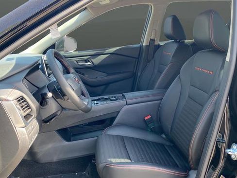 New 2026 Nissan Rogue SV AWD/4WD image 10