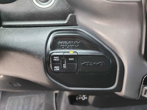Used 2022 RAM 2500 Big Horn image 29