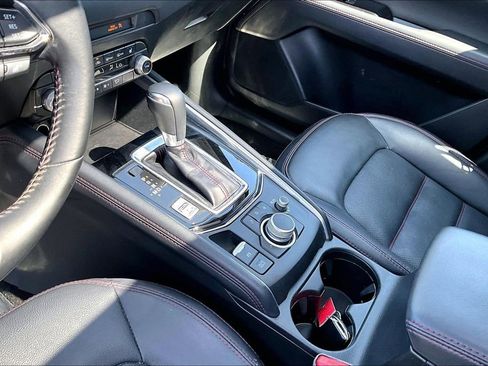 Certified 2023 MAZDA CX-5 Carbon Edition image 10