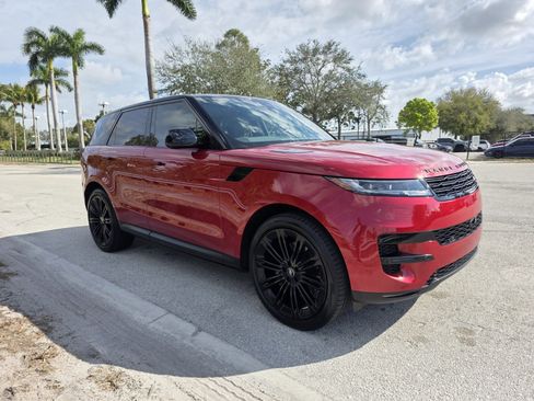Used 2024 Land Rover Range Rover Sport SE image 25