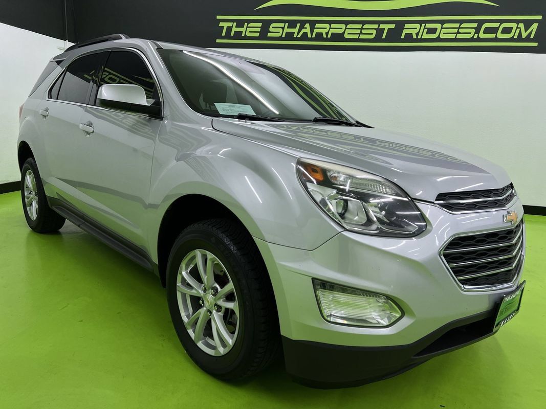 Used 2017 Chevrolet Equinox LT w/ Convenience Package FWD image 2