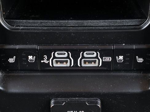 Used 2019 RAM 1500 Limited image 38