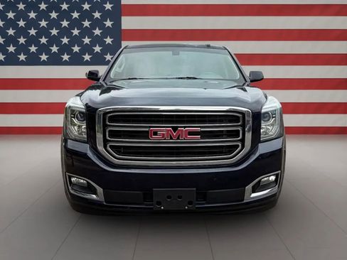 Used 2017 GMC Yukon XL SLE RWD image 2