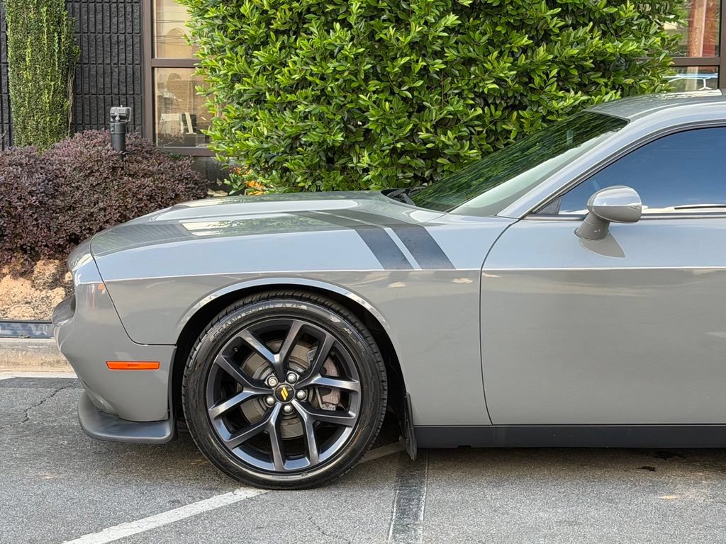 Used 2019 Dodge Challenger GT w/ Blacktop Package RWD image 10