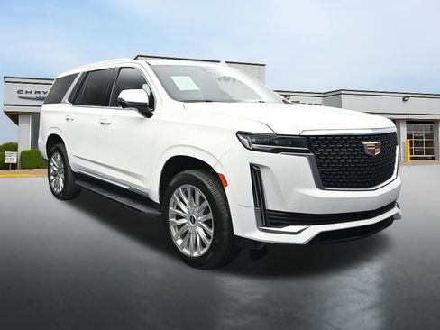Used 2023 Cadillac Escalade Premium Luxury AWD/4WD image 7