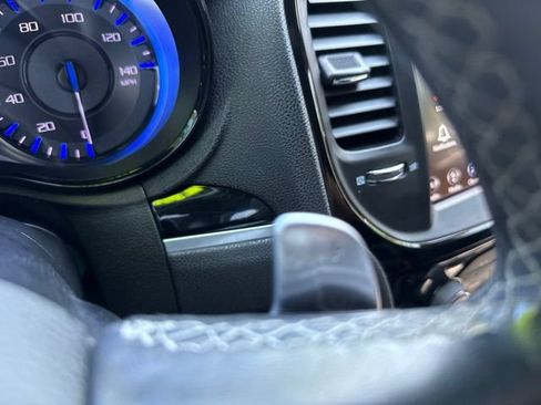 Used 2019 Chrysler 300 S RWD image 18