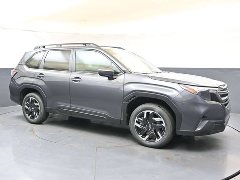 New 2026 Subaru Forester Premium AWD/4WD image 7
