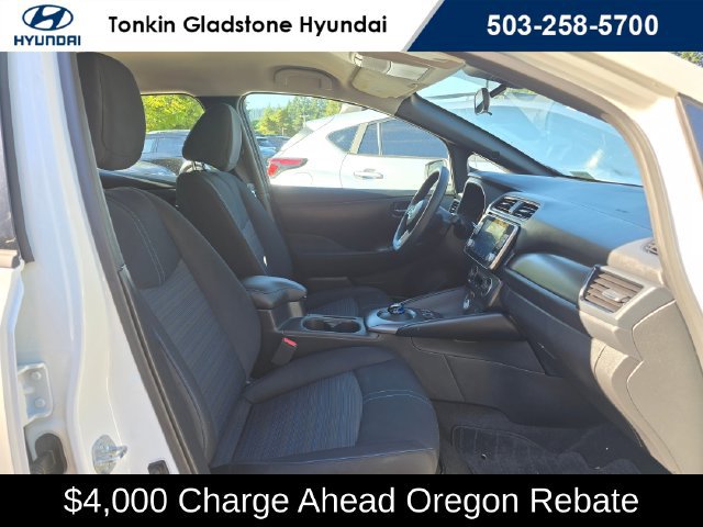 Used 2025 Nissan Leaf S FWD image 10