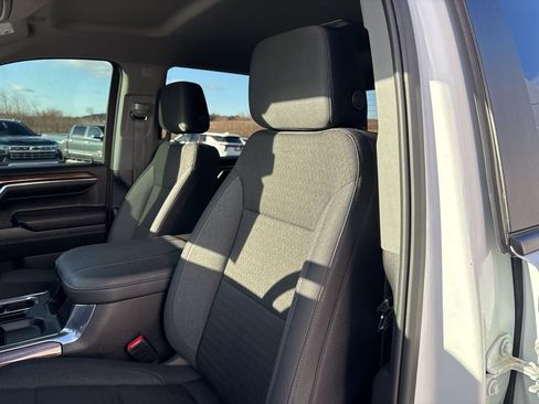 Certified 2024 Chevrolet Silverado 1500 LT Trail Boss w/ Convenience Package II image 15