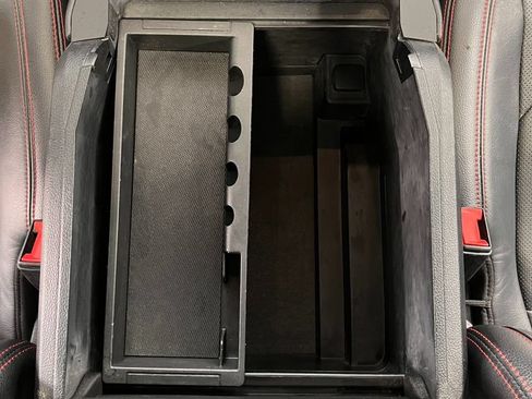 Used 2020 Ford Expedition Limited w/ Equipment Group 303A AWD/4WD image 31