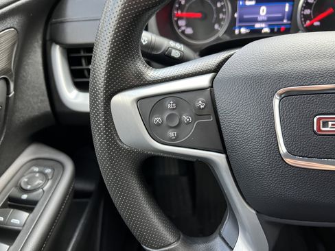 Used 2022 GMC Terrain SLE w/ Driver Convenience Package image 28