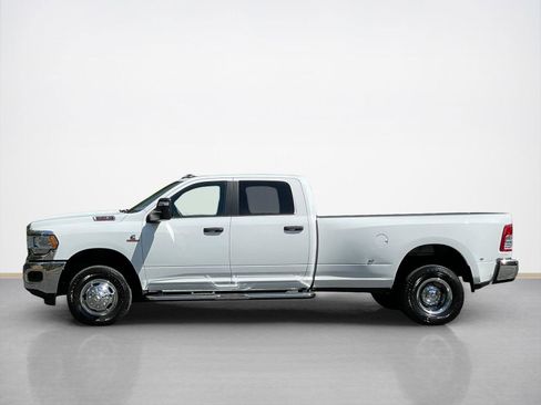 Certified 2024 RAM 3500 Big Horn AWD/4WD image 4