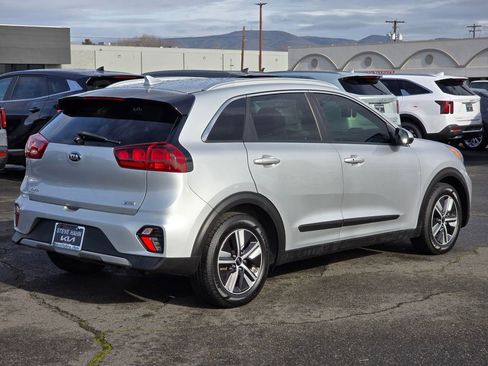 Used 2020 Kia Niro LXS image 5