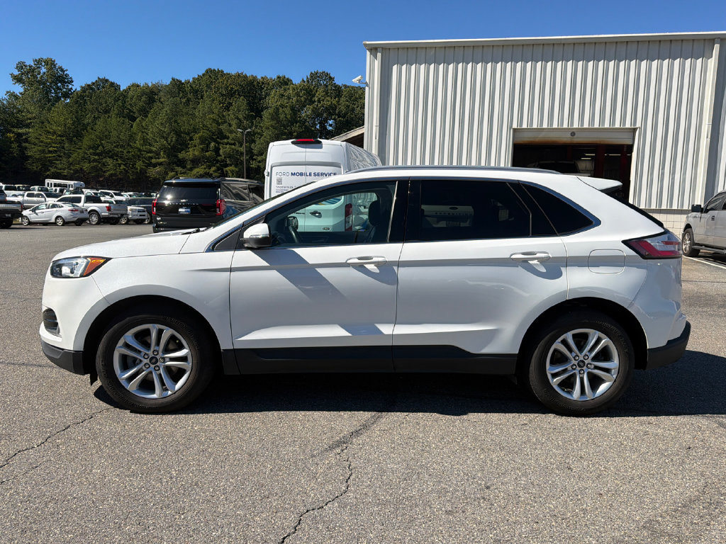 Used 2020 Ford Edge SEL w/ Convenience Package FWD image 4