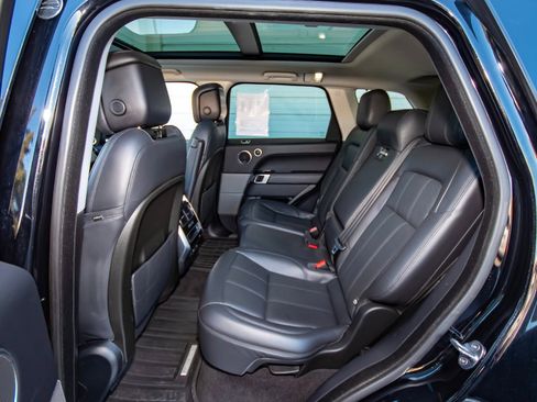 Used 2020 Land Rover Range Rover Sport HSE image 45