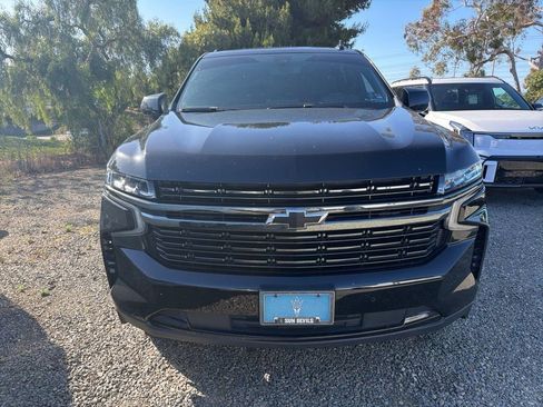 Used 2022 Chevrolet Suburban RST AWD/4WD image 2