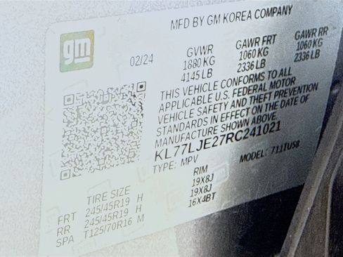 Used 2024 Chevrolet Trax RS w/ Sunroof Package FWD image 35