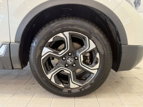 Used 2018 Honda CR-V Touring image 11