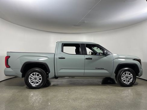 New 2026 Toyota Tundra SR5 image 2