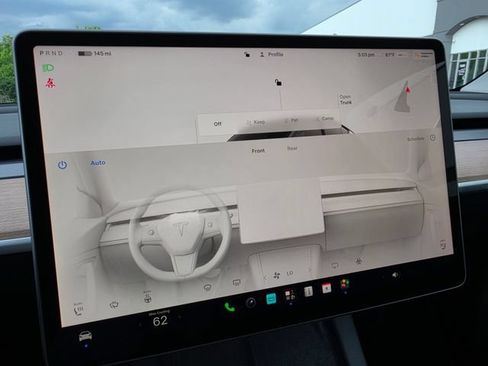 Used 2025 Tesla Model Y Long Range AWD/4WD image 46