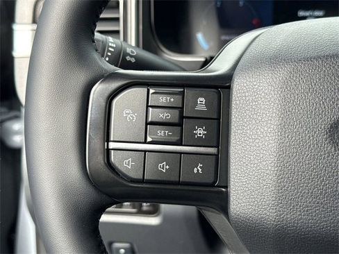 New 2026 Ford F250 Platinum w/ FX4 Off-Road Package image 34