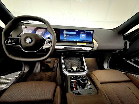 Used 2026 BMW X3 xDrive30i w/ Premium Package AWD/4WD image 14