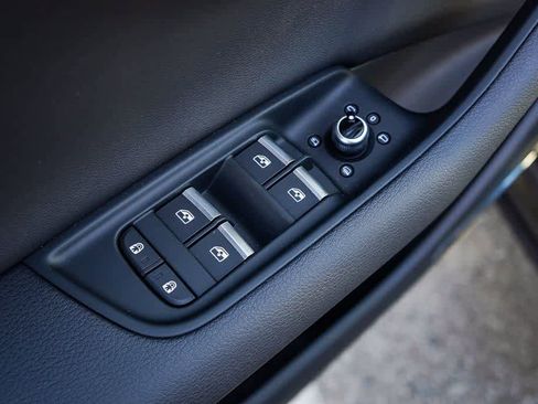 New 2026 Audi Q7 Premium image 23