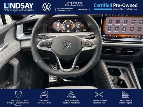 Certified 2025 Volkswagen Tiguan SE R-Line image 13