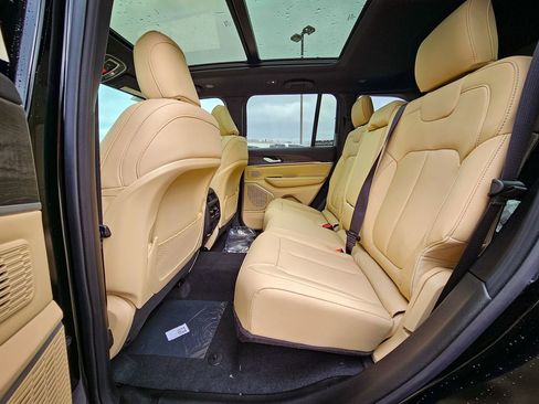 New 2026 Jeep Grand Cherokee Limited image 31