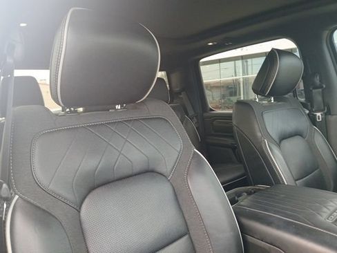 Used 2025 RAM 1500 Limited AWD/4WD image 17