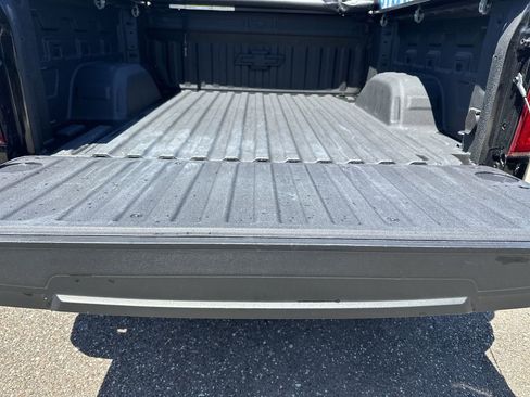Used 2025 Chevrolet Silverado 1500 LTZ w/ LTZ Premium Package AWD/4WD image 33