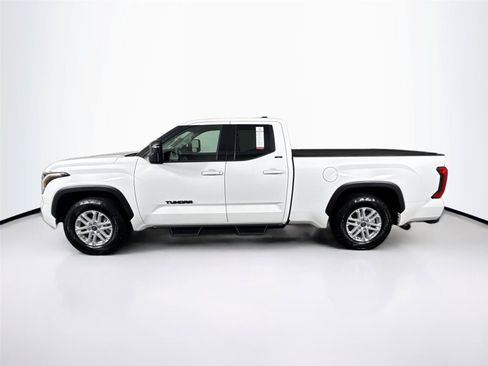 Used 2022 Toyota Tundra SR5 w/ SR5 Premium Package RWD image 13