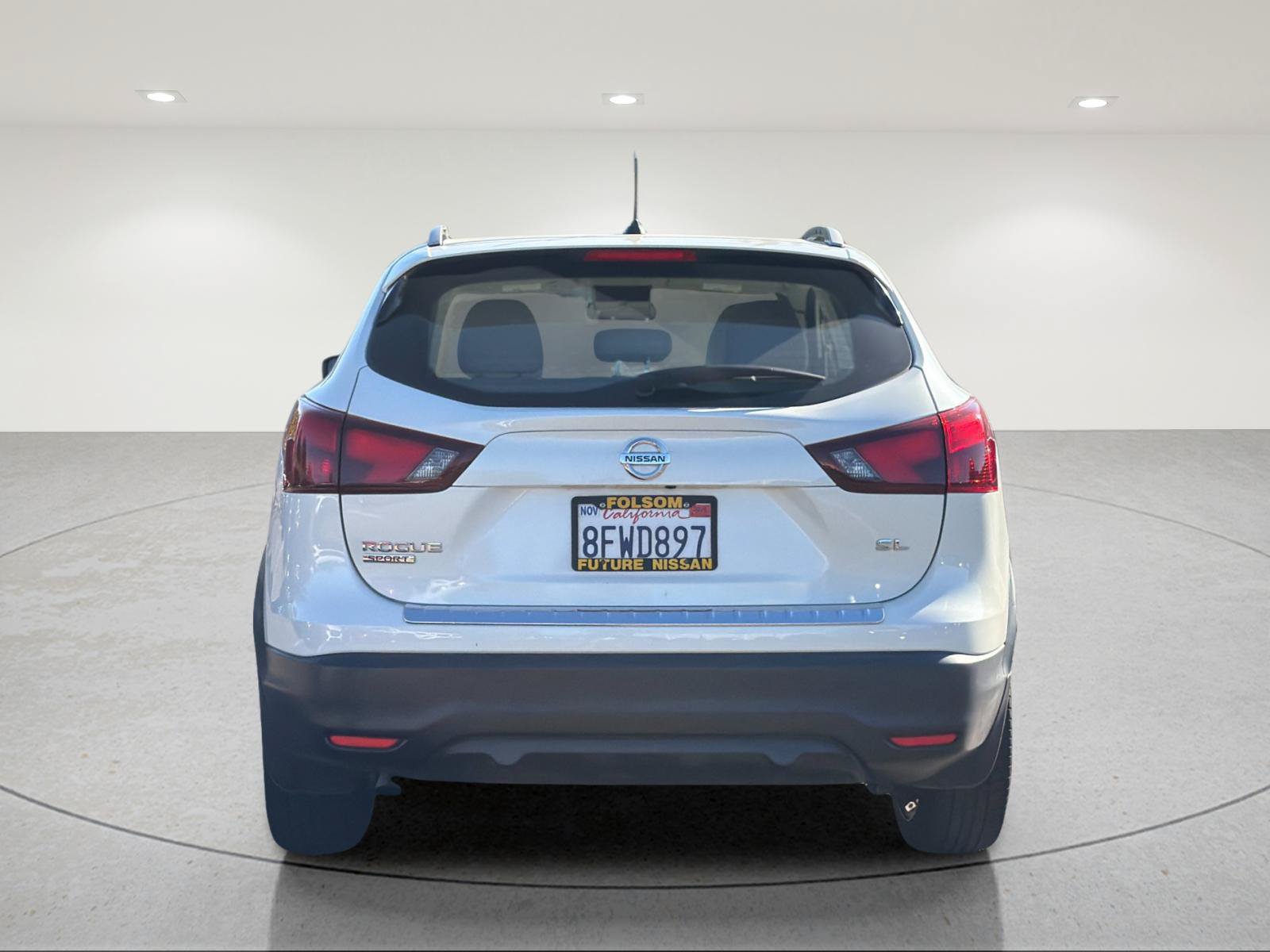 Used 2018 Nissan Rogue Sport SL FWD image 3