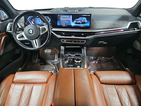 Used 2023 BMW X7 M60i w/ Executive Package AWD/4WD image 9