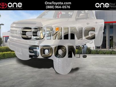 Used 2017 Toyota Tundra SR5 w/ SR5 Upgrade Package