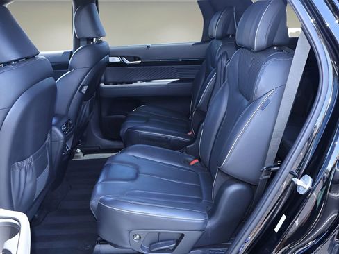 Used 2023 Hyundai Palisade Calligraphy FWD image 15