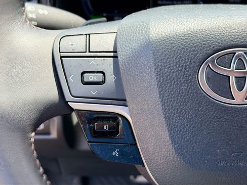 Used 2025 Toyota Camry XSE FWD image 20