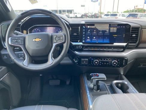 New 2026 Chevrolet Silverado 1500 High Country AWD/4WD image 28