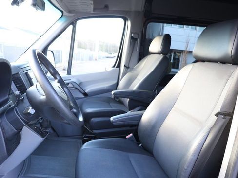 Used 2016 Mercedes-Benz Sprinter 3500 image 19