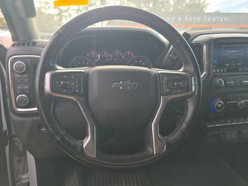 Used 2021 Chevrolet Silverado 1500 RST w/ Z71 Off-Road Package image 10