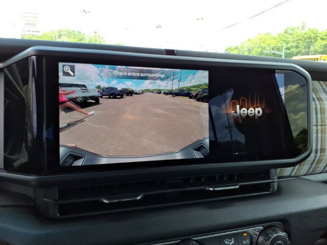New 2026 Jeep Gladiator Sport AWD/4WD image 14