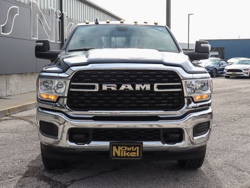 Used 2024 RAM 3500 Tradesman w/ Towing Technology Group image 2