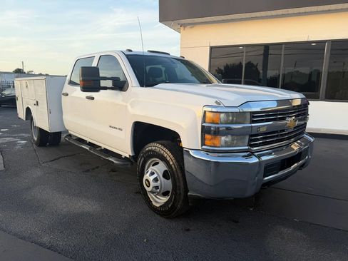Used 2015 Chevrolet Silverado 3500 W/T w/ WT Convenience Package image 3