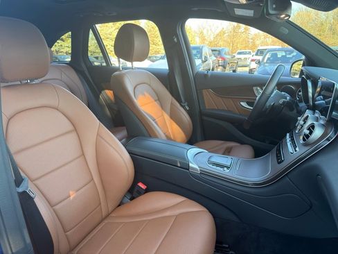 Used 2022 Mercedes-Benz GLC 300 4MATIC image 28