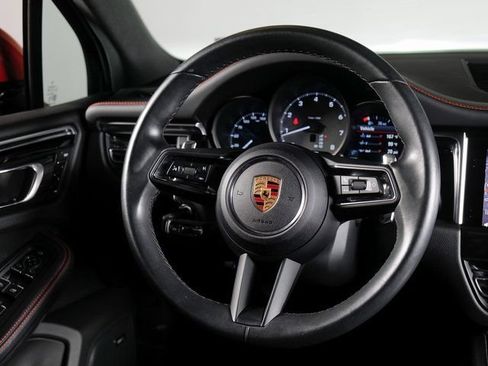 Certified 2024 Porsche Macan S AWD/4WD image 16