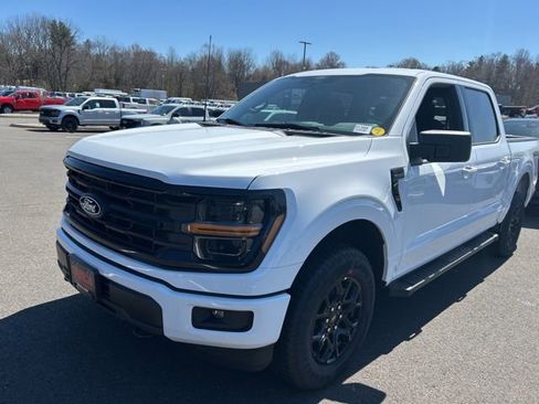 New 2026 Ford F150 XLT w/ XLT Black Appearance Package AWD/4WD image 3