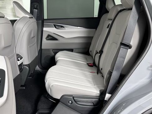 New 2026 INFINITI QX60 Luxe image 20